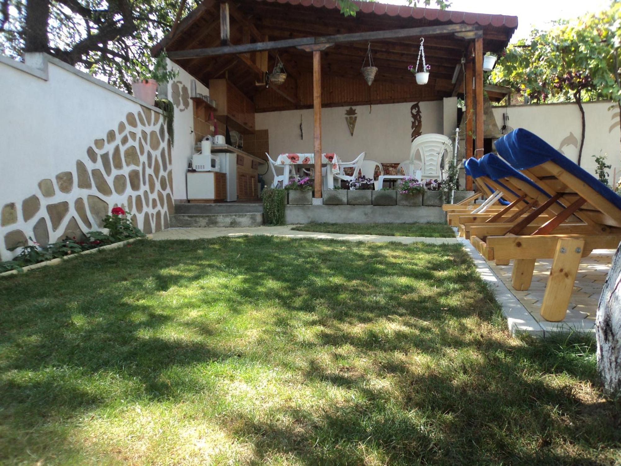 Guest House Drazhev Obzor Exterior photo