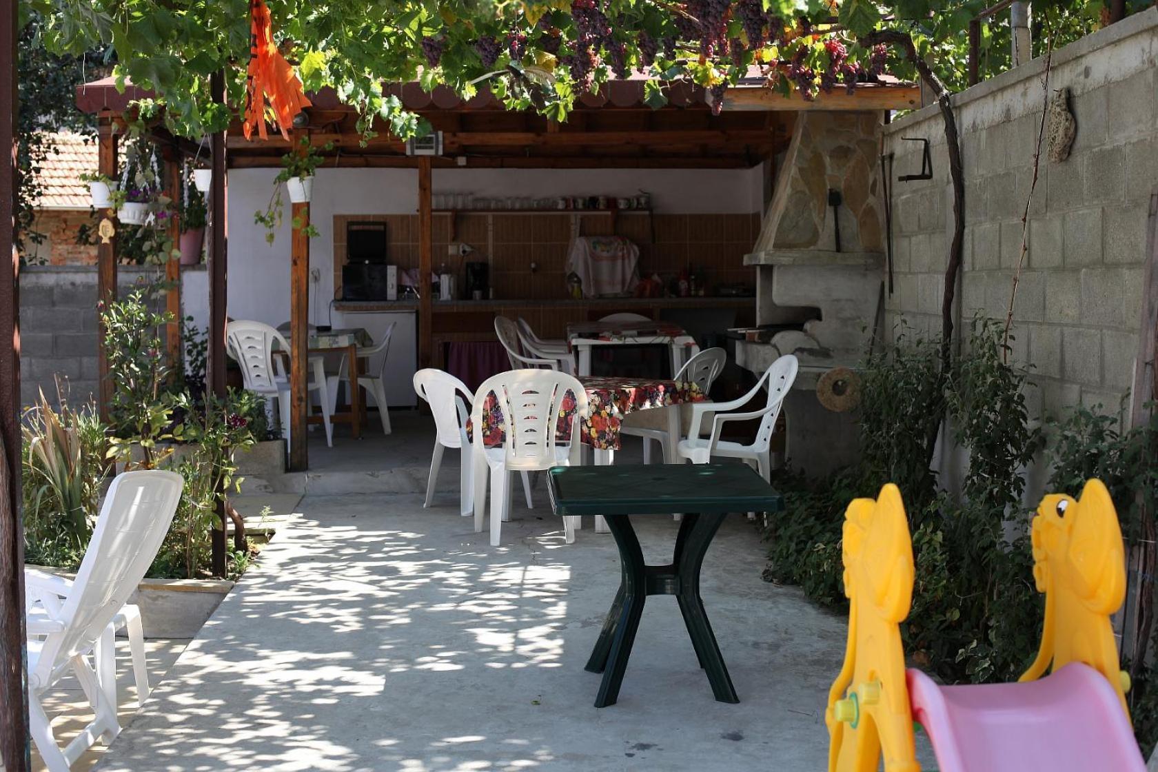 Guest House Drazhev Obzor Exterior photo