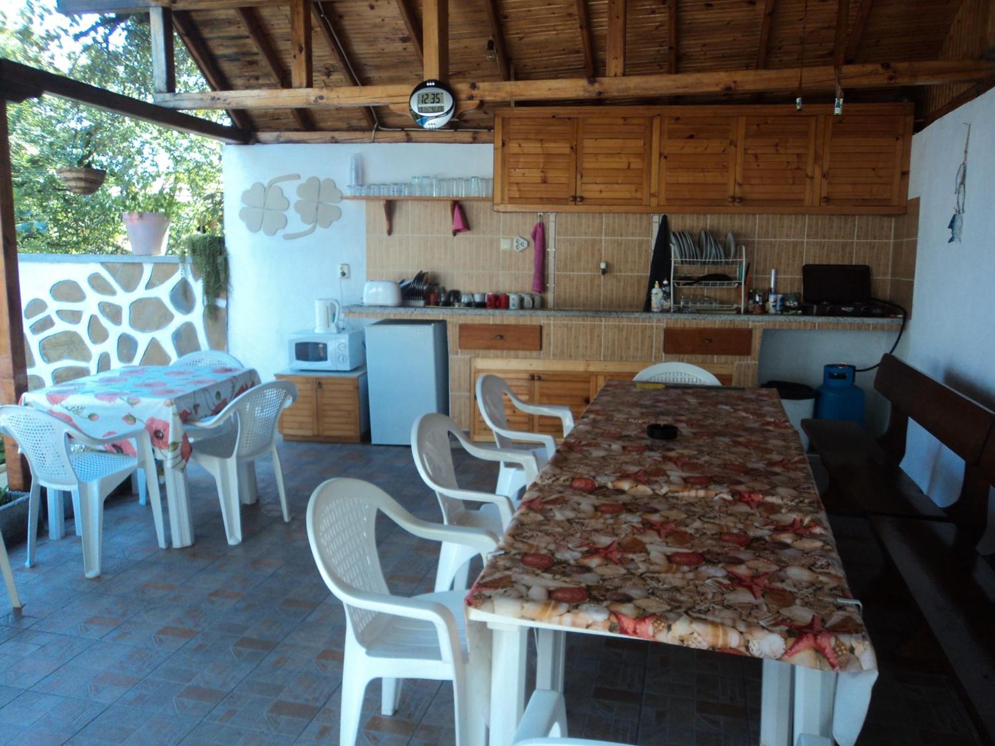 Guest House Drazhev Obzor Exterior photo